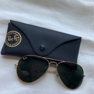 RAYBAN Black aviator sunglasses